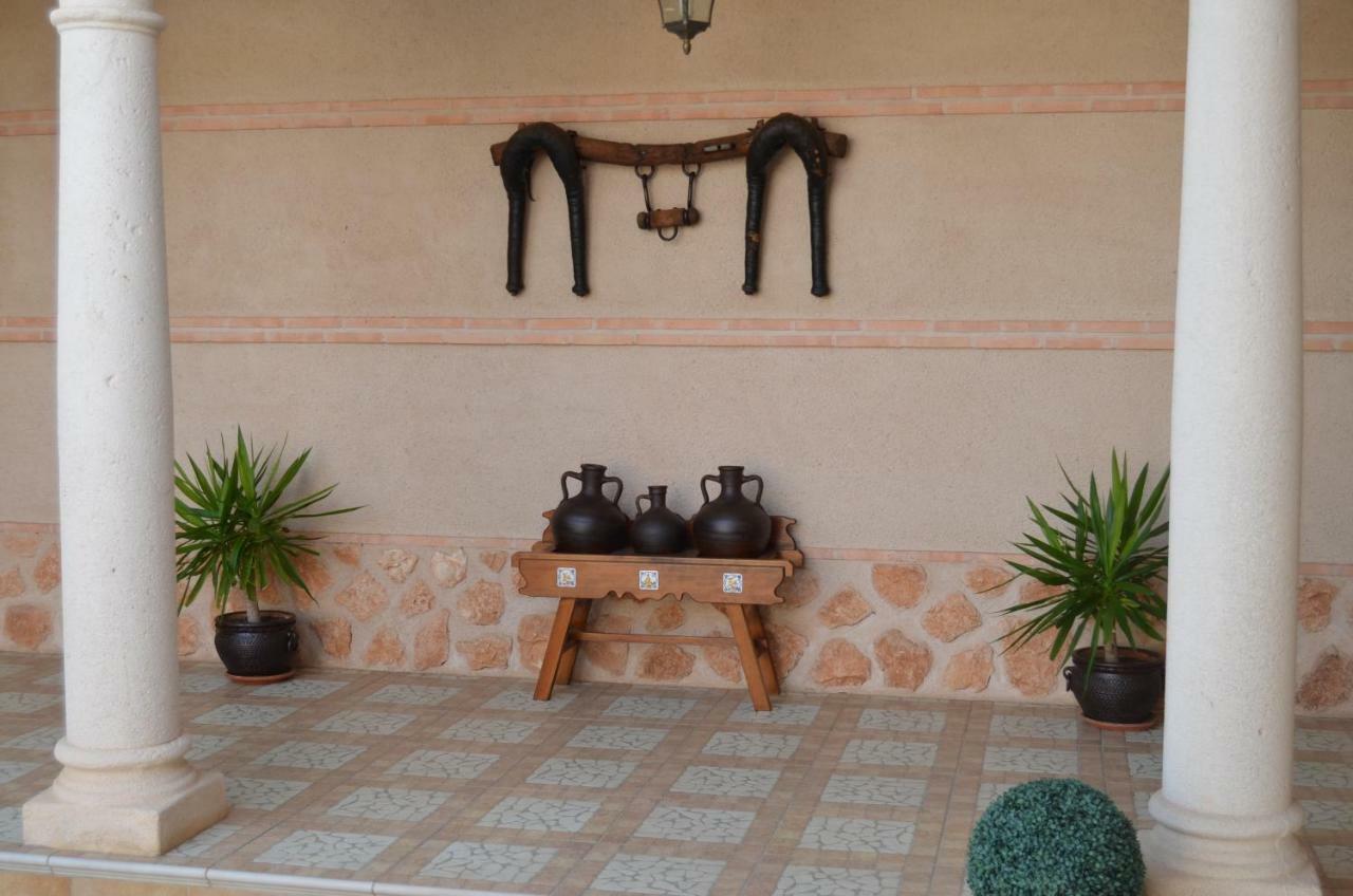 Casa Rural La Toza De Avelino Almagro Eksteriør billede