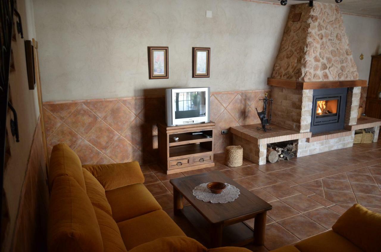 Casa Rural La Toza De Avelino Almagro Eksteriør billede