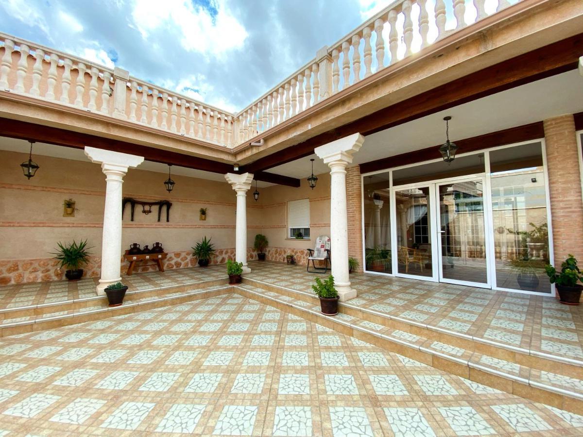 Casa Rural La Toza De Avelino Almagro Eksteriør billede